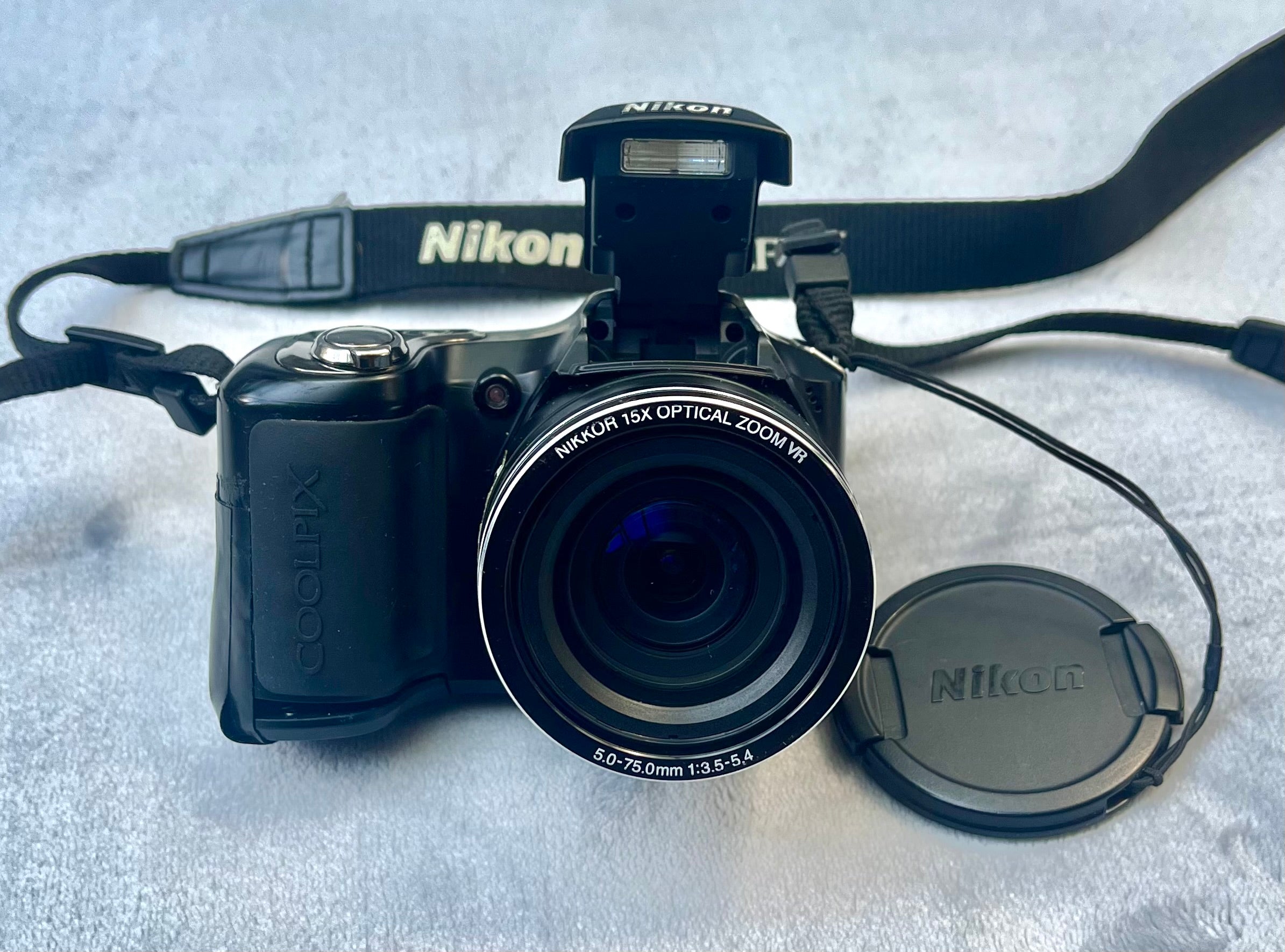 Nikon CoolPix L100